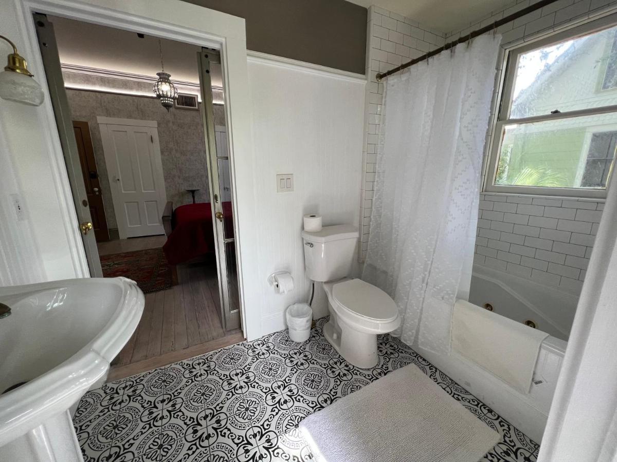 سانت أوغيستين 1001 Nights Historic Bed And Breakfast Adults Only المظهر الخارجي الصورة